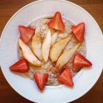 Oatmeal, Strawberries, Instagram Health, Smart App Health, Health Trends, Health Applications, Young Women, Fitness Apps